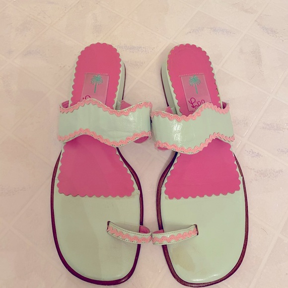 Lilly Pulitzer Shoes - Vintage Lilly Pulitzer sandals